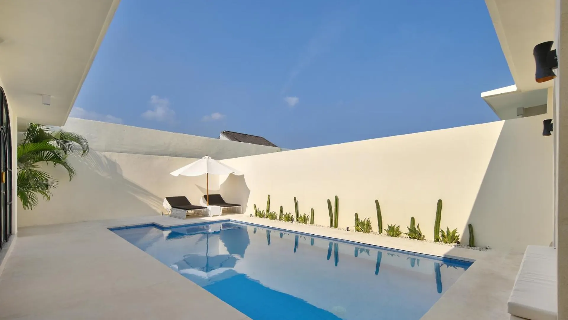 The Grand Daha Luxury Villas Seminyak  Seminyak (Bali)